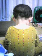 ごんべさんの息子が風邪ひいた―っつ、そこーで慌てて湿布しぃたぁあ 画像2