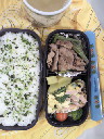 焼肉と卵とほうれん草の炒め物弁当