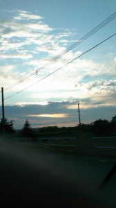 黄昏時間近の空。 画像1