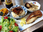鯛の塩焼きと 画像3