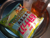 フライものと鮭弁当からの 画像3