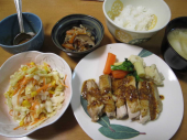 鶏もも肉のカリカリ焼き、粒マスタードソース 画像2