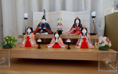お雛さまを物色する幸せ 画像1