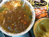 カレーラーメンにカレーを 画像3