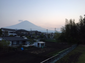 他人は、休みが始まった 画像1