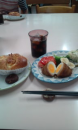 スッキリしないお天気と部屋