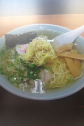 『生姜ラーメンと特大餃子！』 画像1