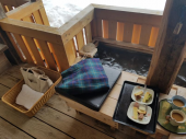 温泉街で足湯 画像2