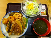 トイプードル と 野菜天丼 画像1