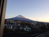コンビニ寄るが・・ 画像1