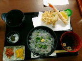 しらすパークで生しらす丼！！感激～～～～ 画像1
