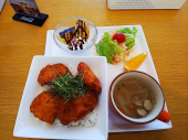 月　タレカツプレート　800円 画像2