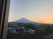 朝部屋に臭う 画像1