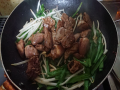 レバニラ炒めを作る