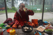 雨の山頂BBQ 画像2