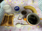 4月12日（土）晴れ時々雨　☀️・☂️ 画像1