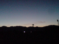 ０３：００：０８