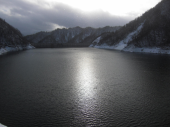 月曜／『静寂の湖』 画像2