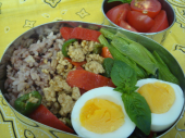 鶏のバジル風味炒め弁当。 画像1